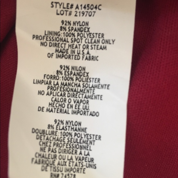 Dress/Cache - Picture 4 of 8